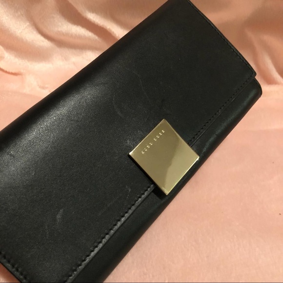 HUGO BOSS Munich Leather Continental Wallet - Picture 2 of 5